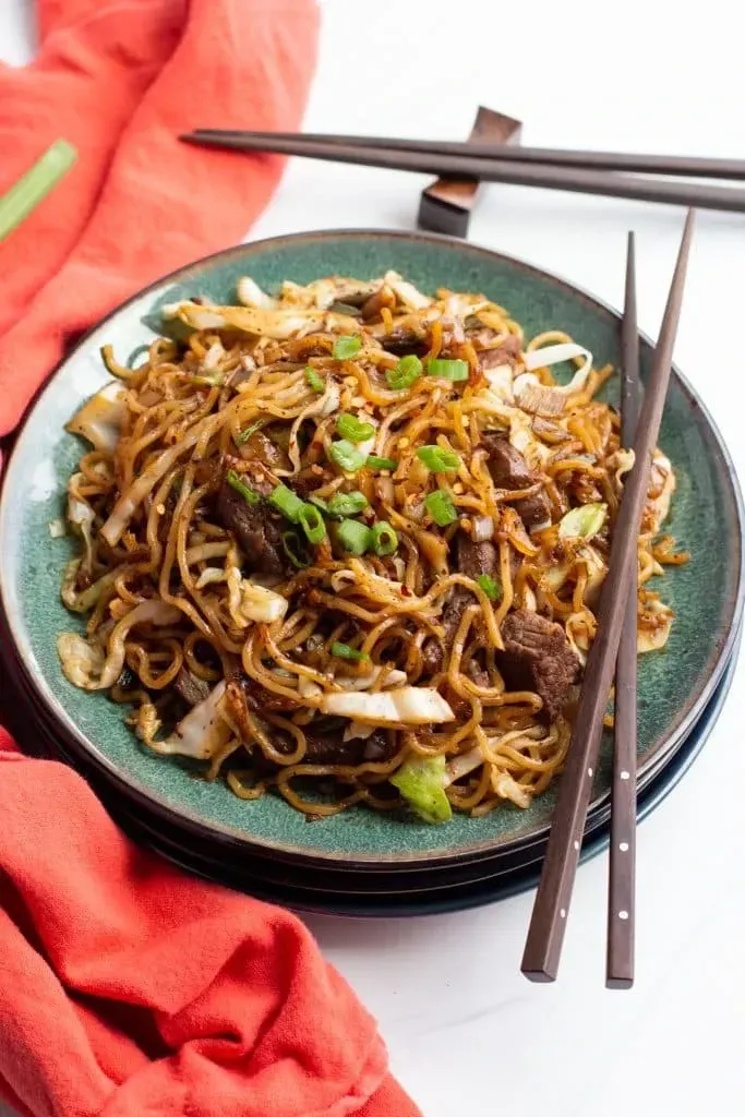 Beef Pan Fried Noodles with Garlic and Cabbage in a bowl