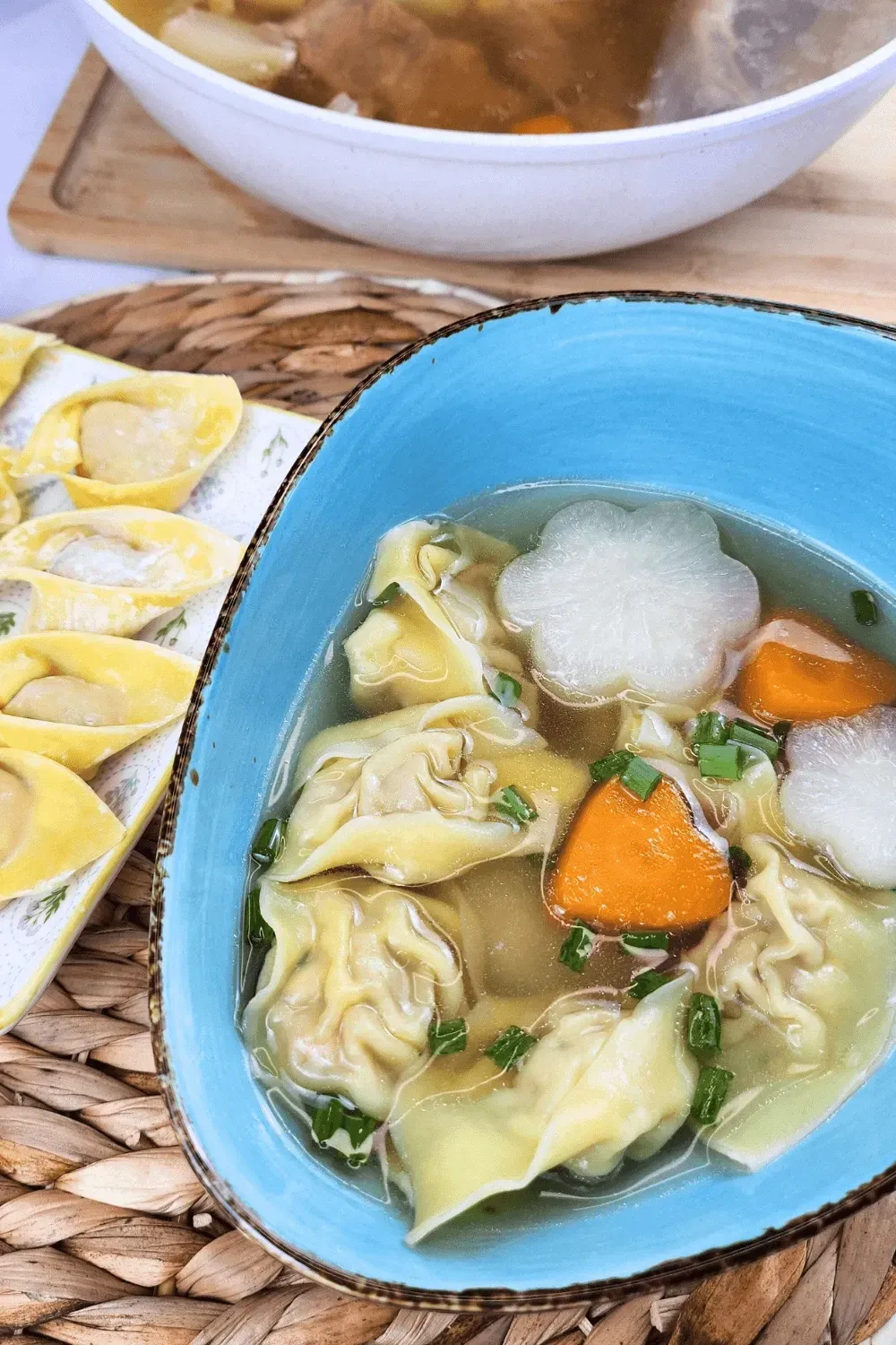 Easy Homemade Wonton Soup Recipe