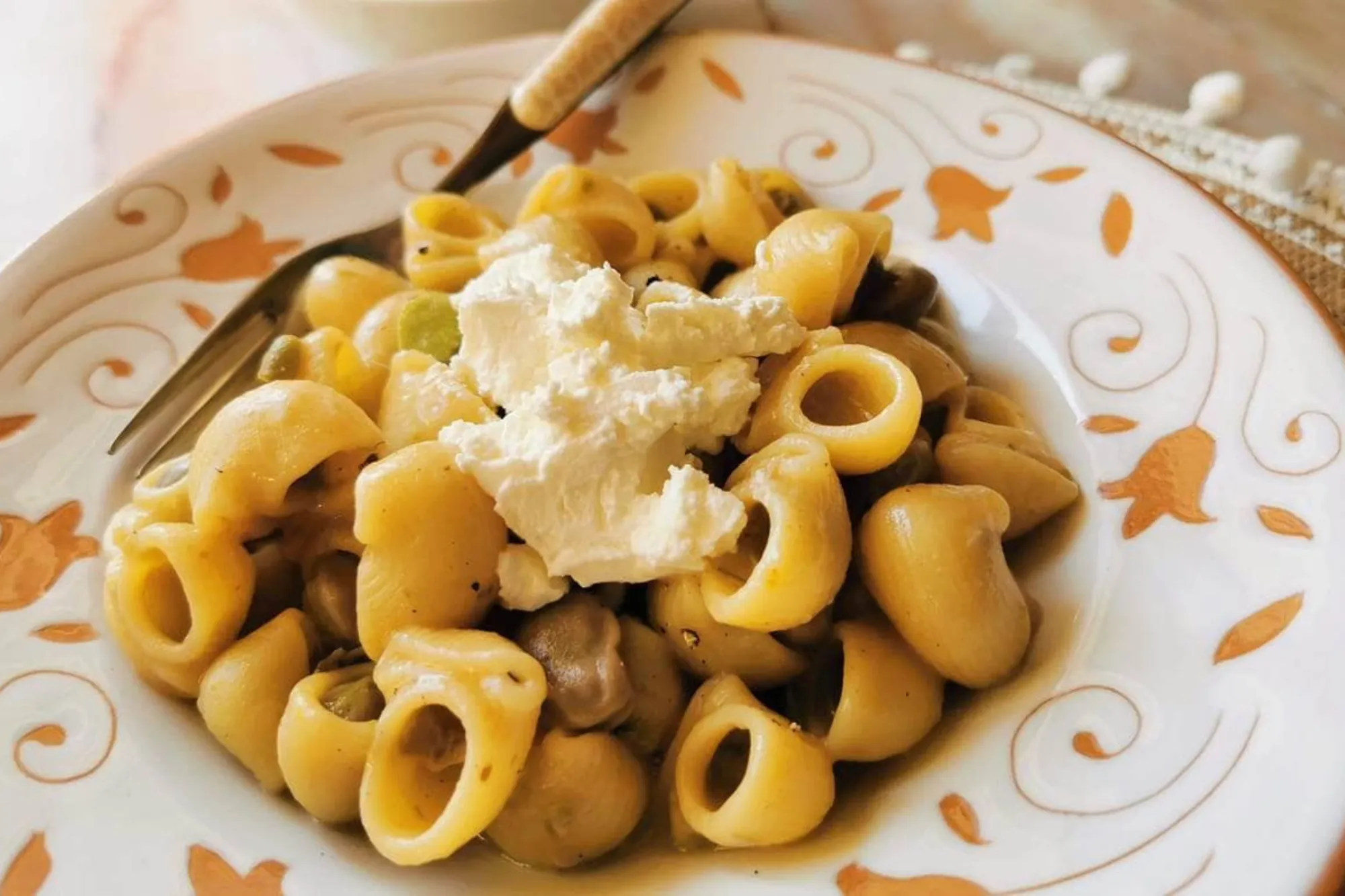 Fresh Fava Bean Pasta with Pecorino and Ricotta
