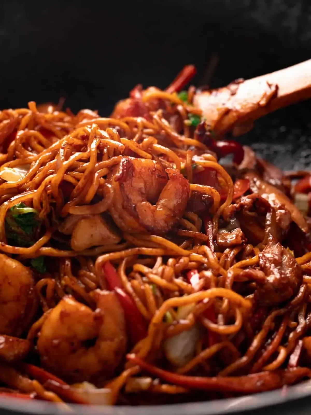 Vegetarian Chow Mein Recipe with Cabbage in a bowl
