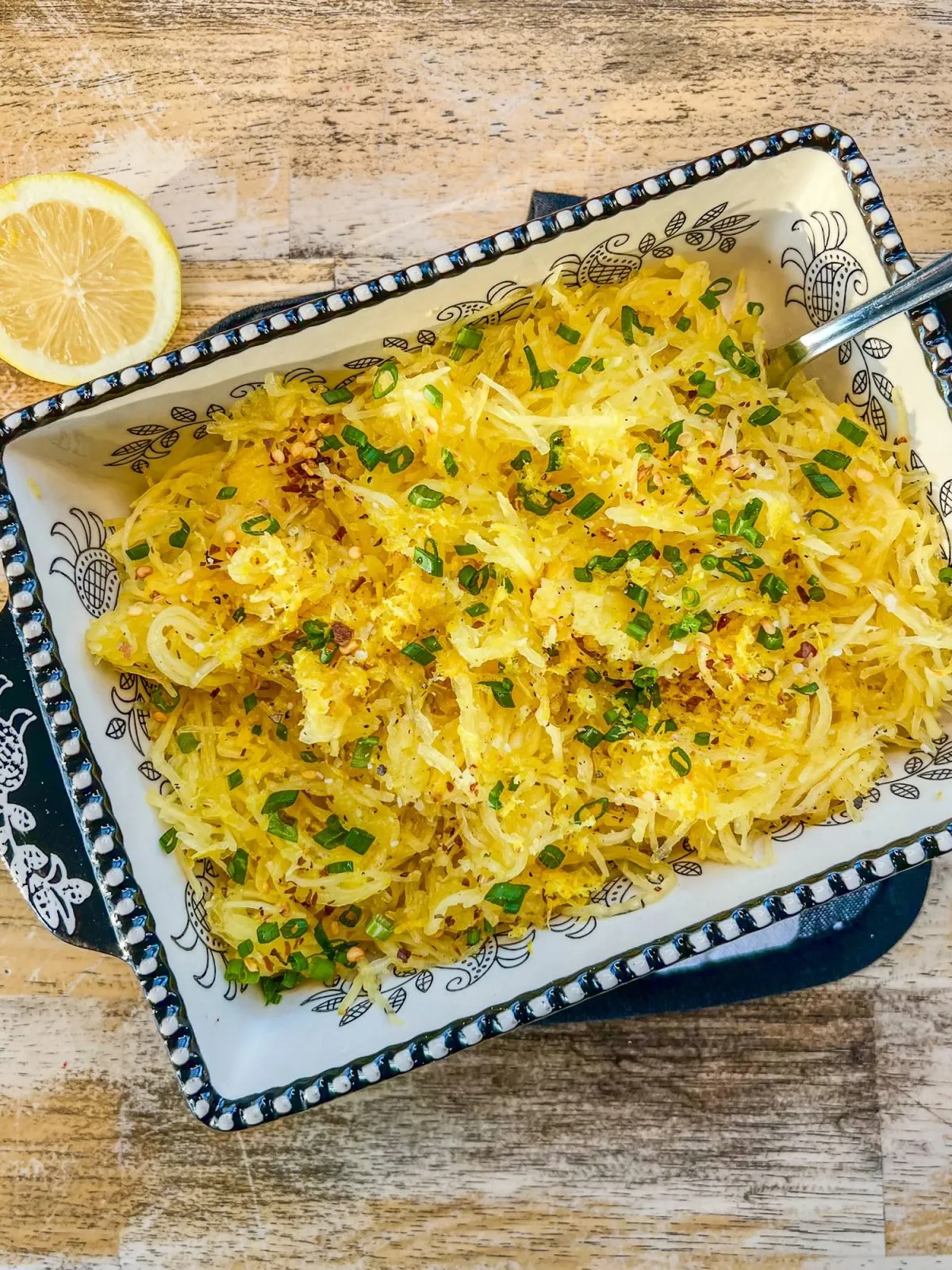Lemon Garlic Spaghetti Squash