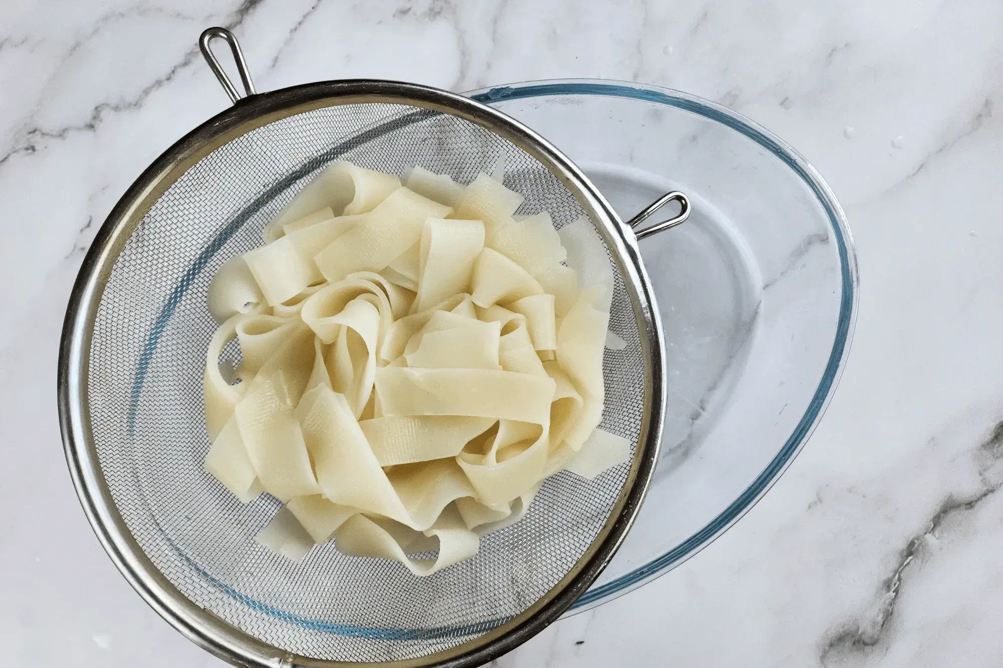 drain the soaked noodles