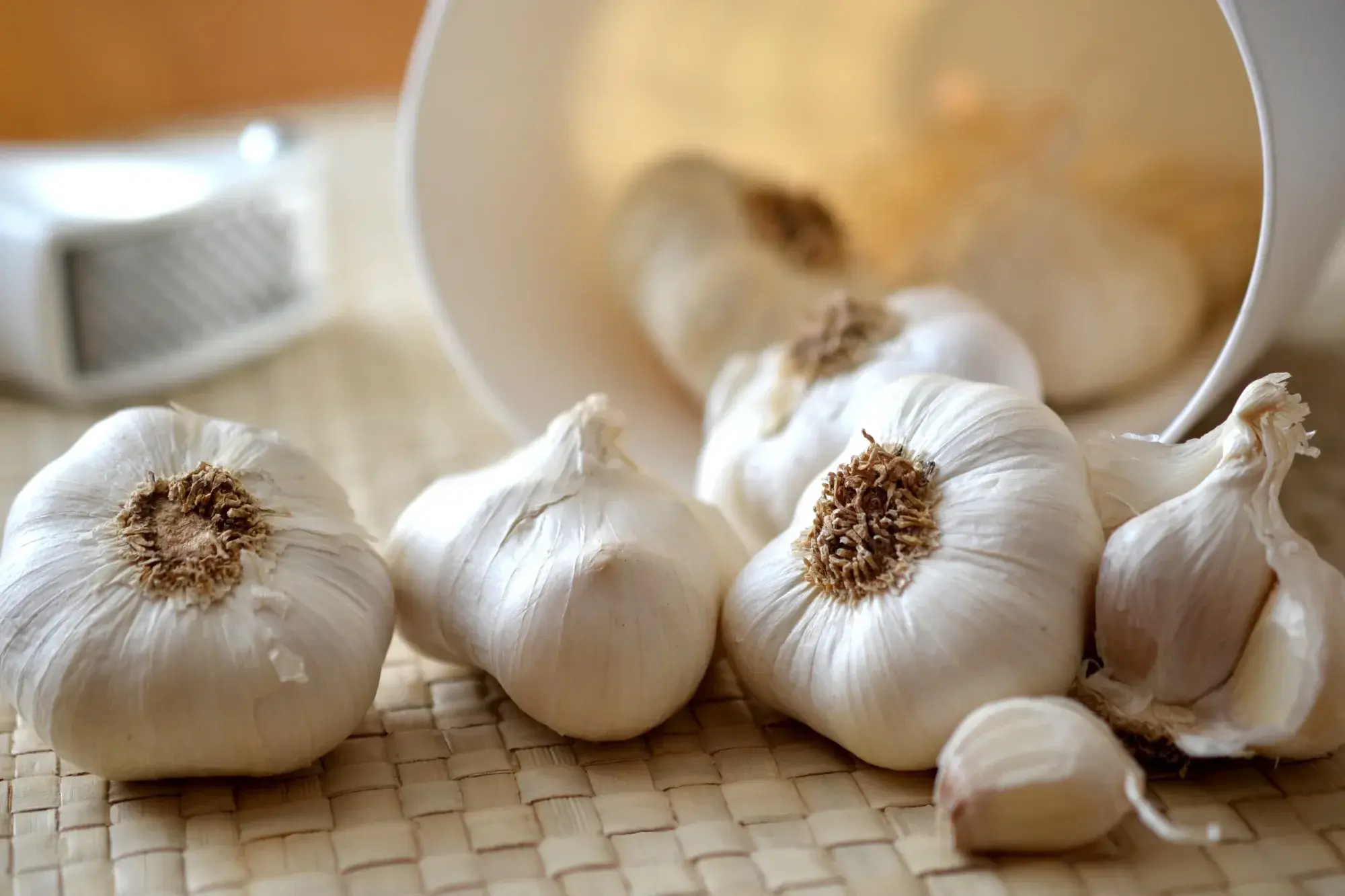 Garlic (กระเทียม) Garlic (กระเทียม)