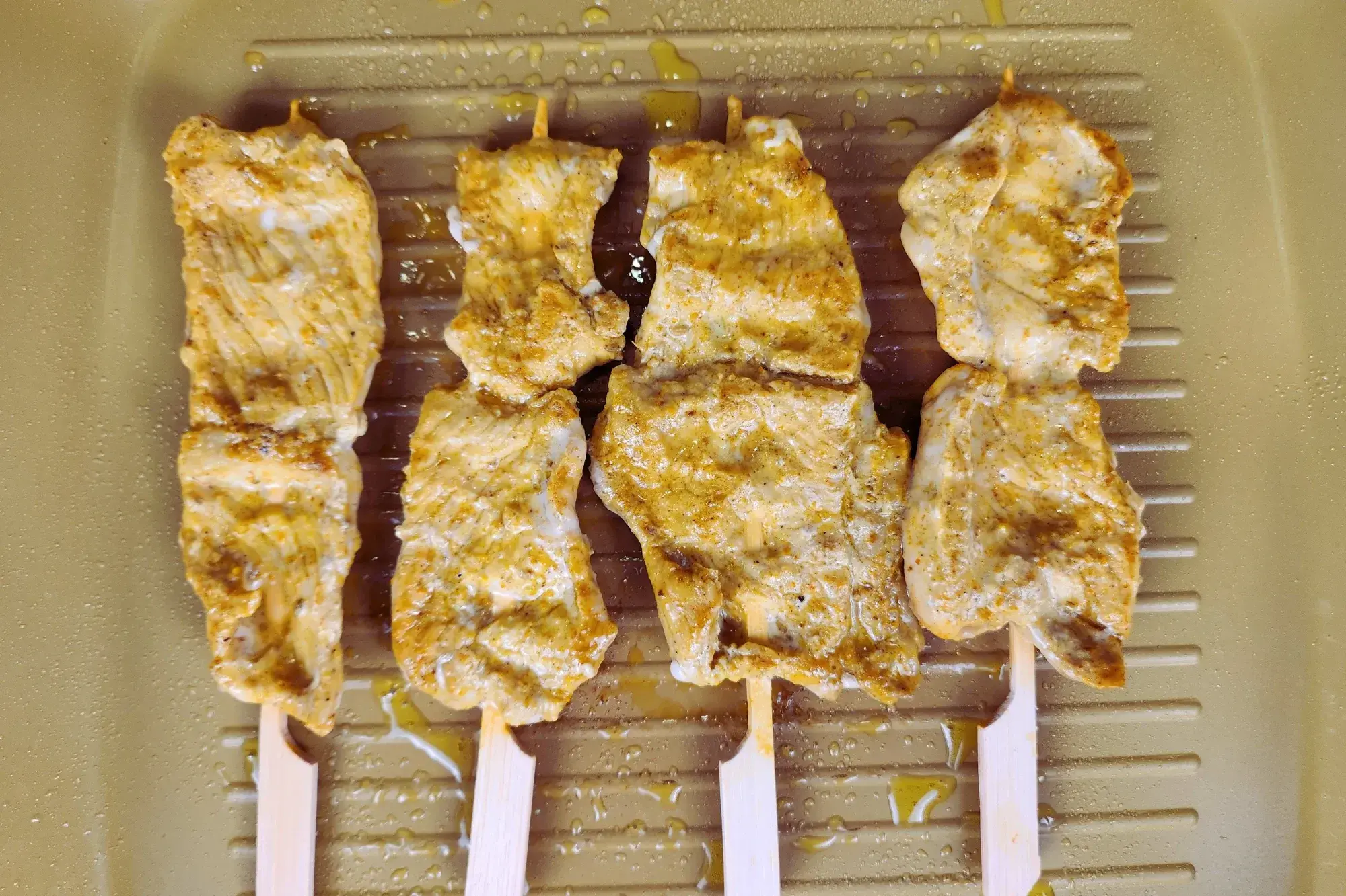 Grilling the pork with grilling pan