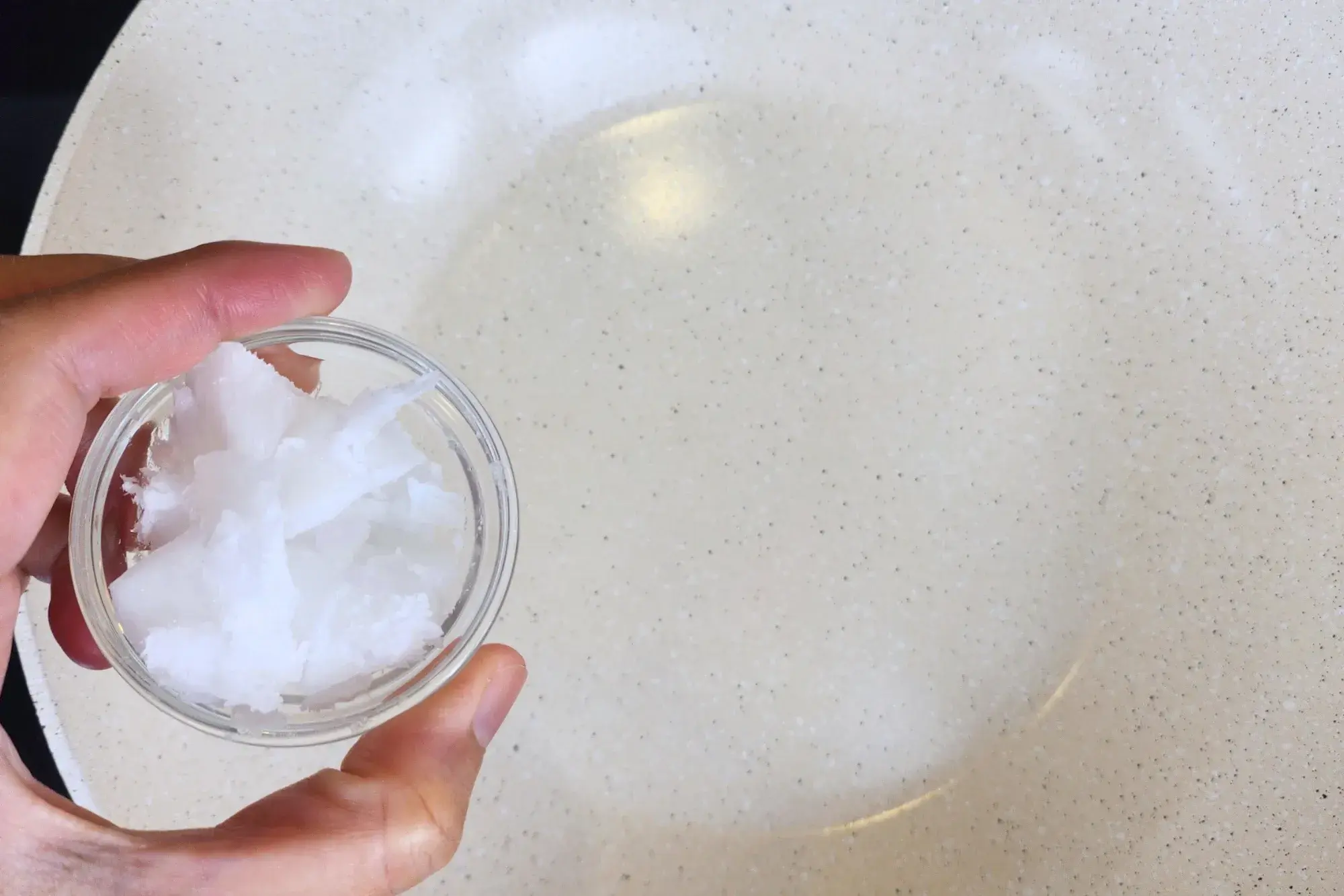 Heat a pan over medium heat and add coconut oil