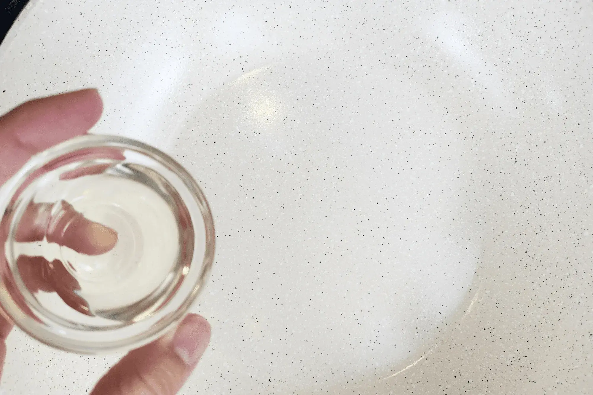 Heat oil in a large pan or wok over medium-high heat.