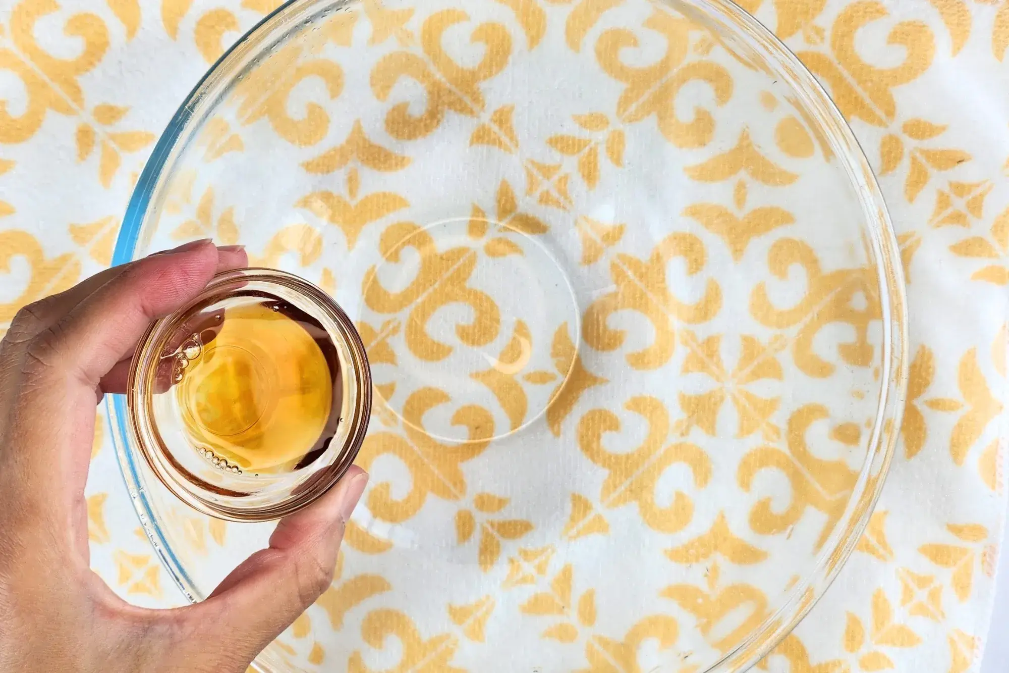 In a mixing bowl, add in fish sauce