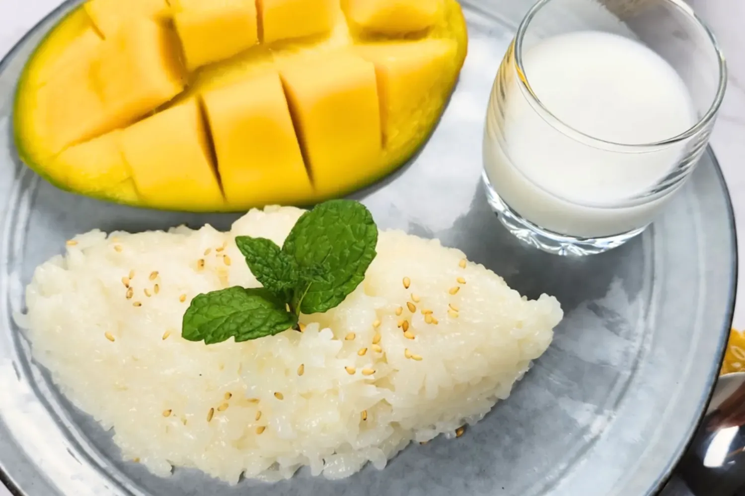 Easy Mango Sticky Rice – Classic Thai Dessert Recipe | Hungry for Thai