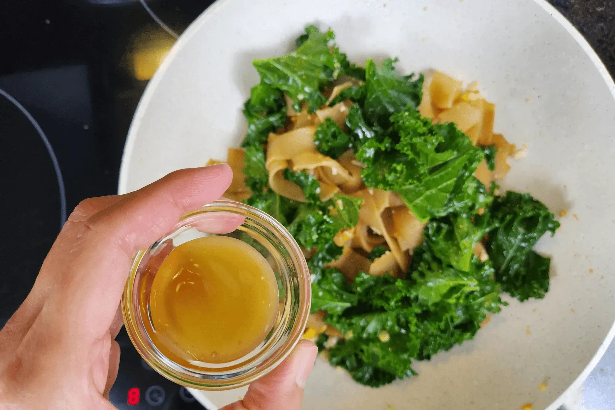 Pour in  mushroom sauce-pad see ew