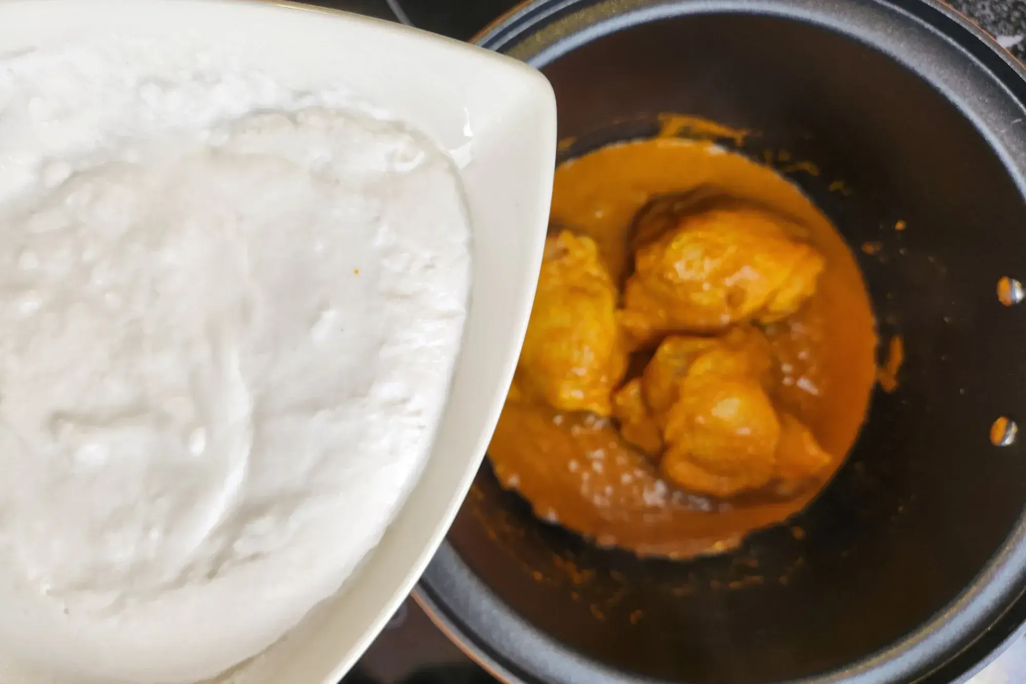 Pour in the rest of coconut milk 