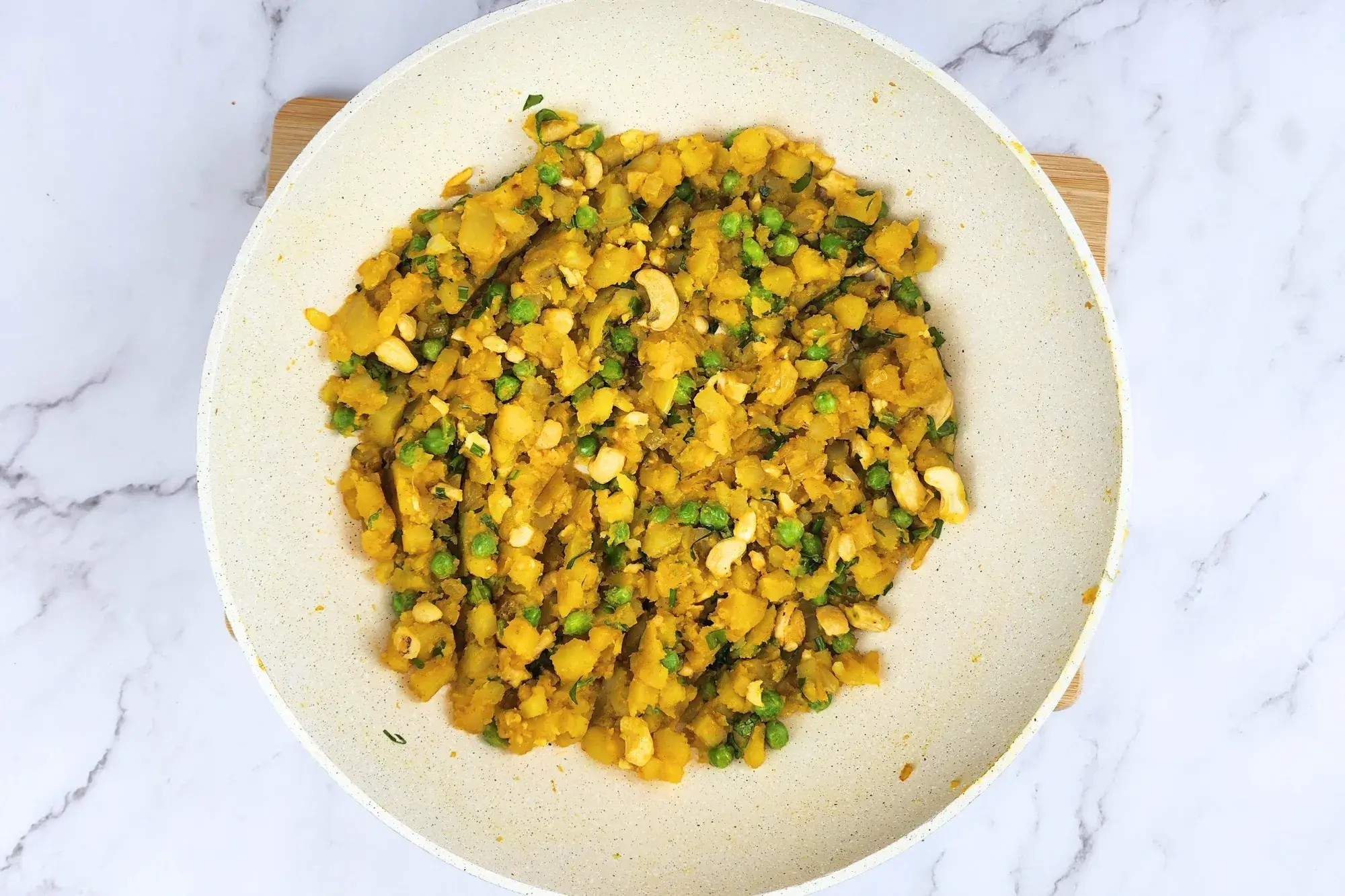 Ready Samosa's filling