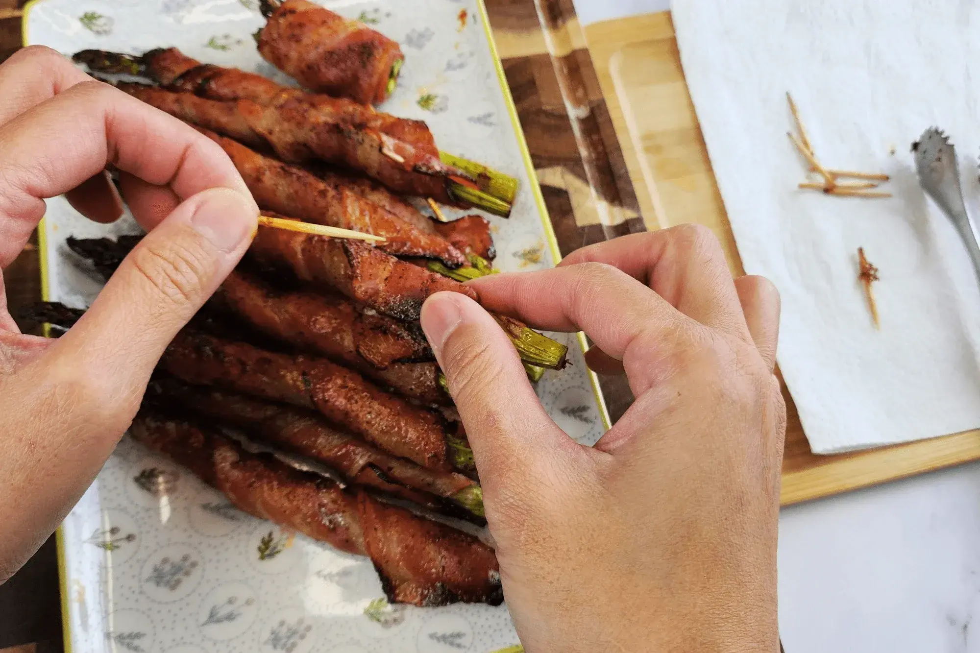 ready to serve Bacon-Wrapped Asparagus 