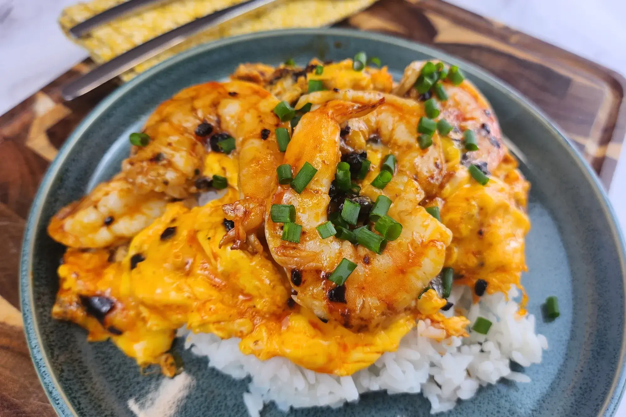 Serve hot over rice or enjoy on its own.