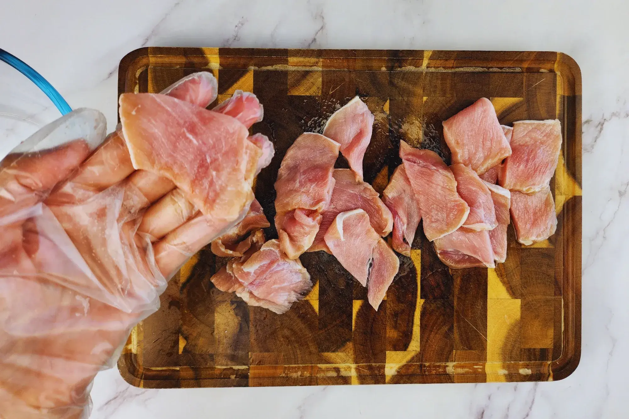 Slice pork into thin strip.