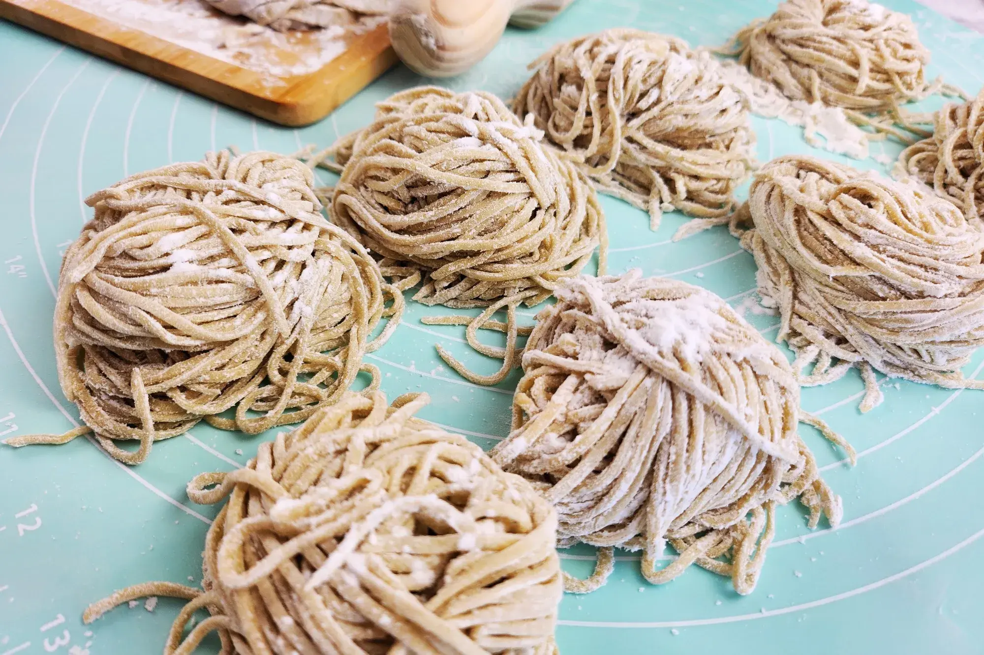 Small egg noodles size 