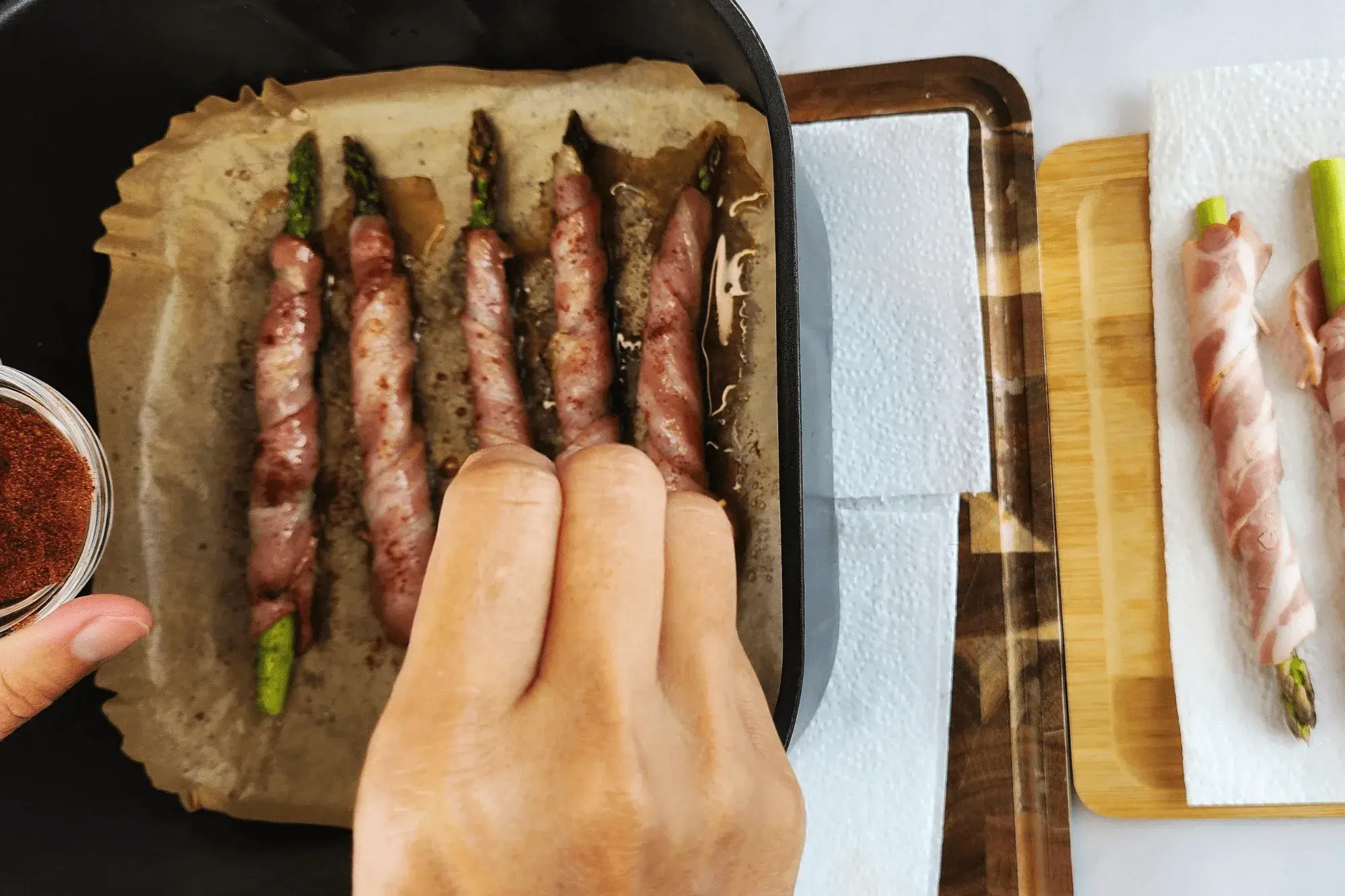 sprinkle another layer of paprika powder