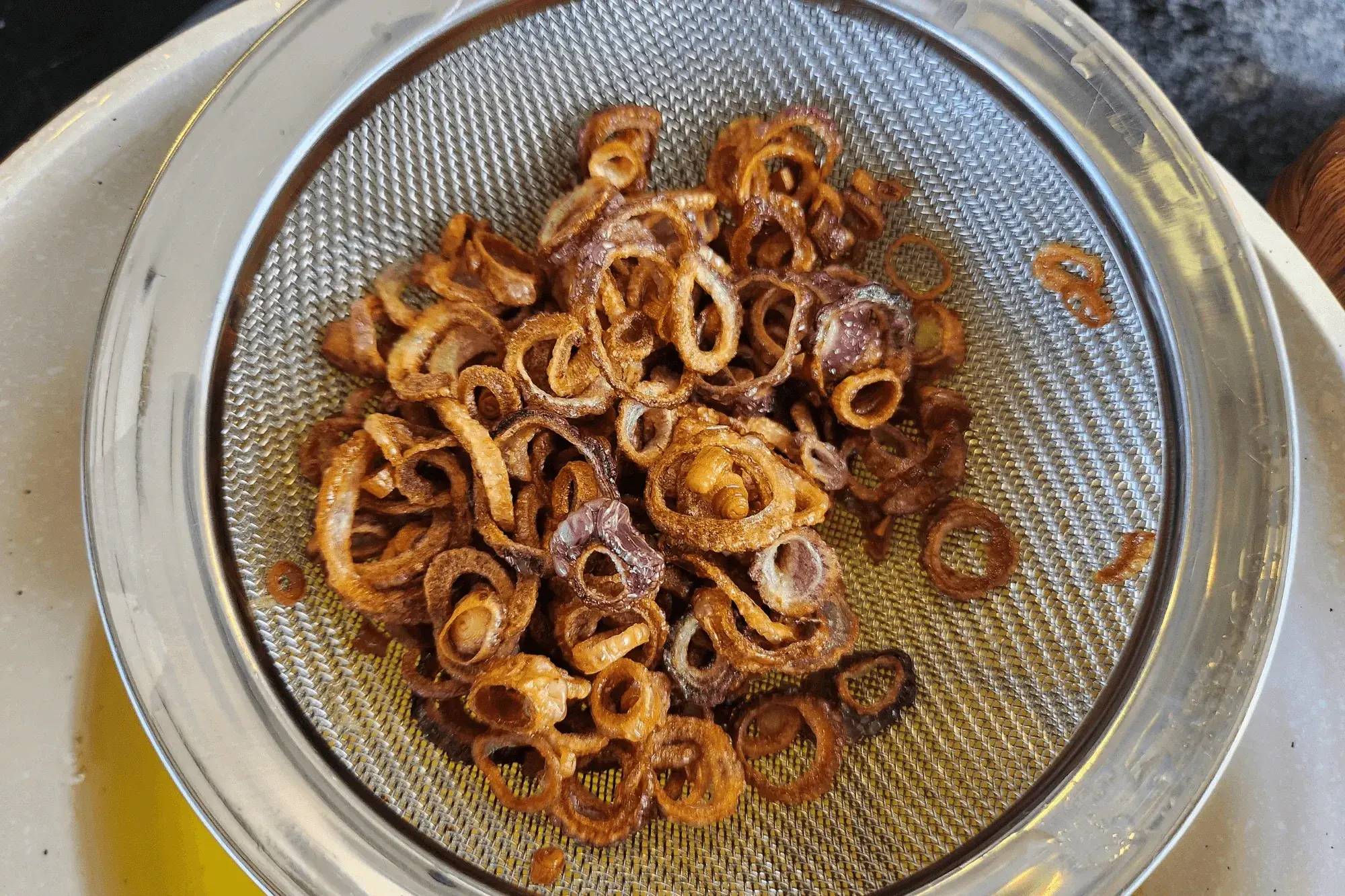 Using for sprinkle on top or mix with Crispy Air-Fried Shredded Pork after air frying.