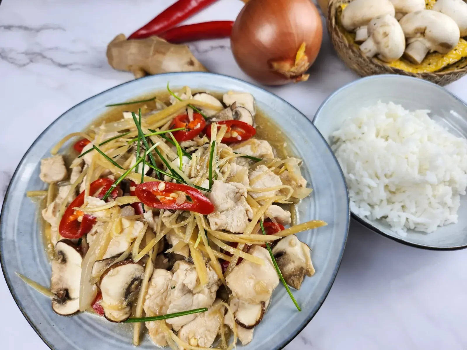 Ginger Stir-Fried Chicken