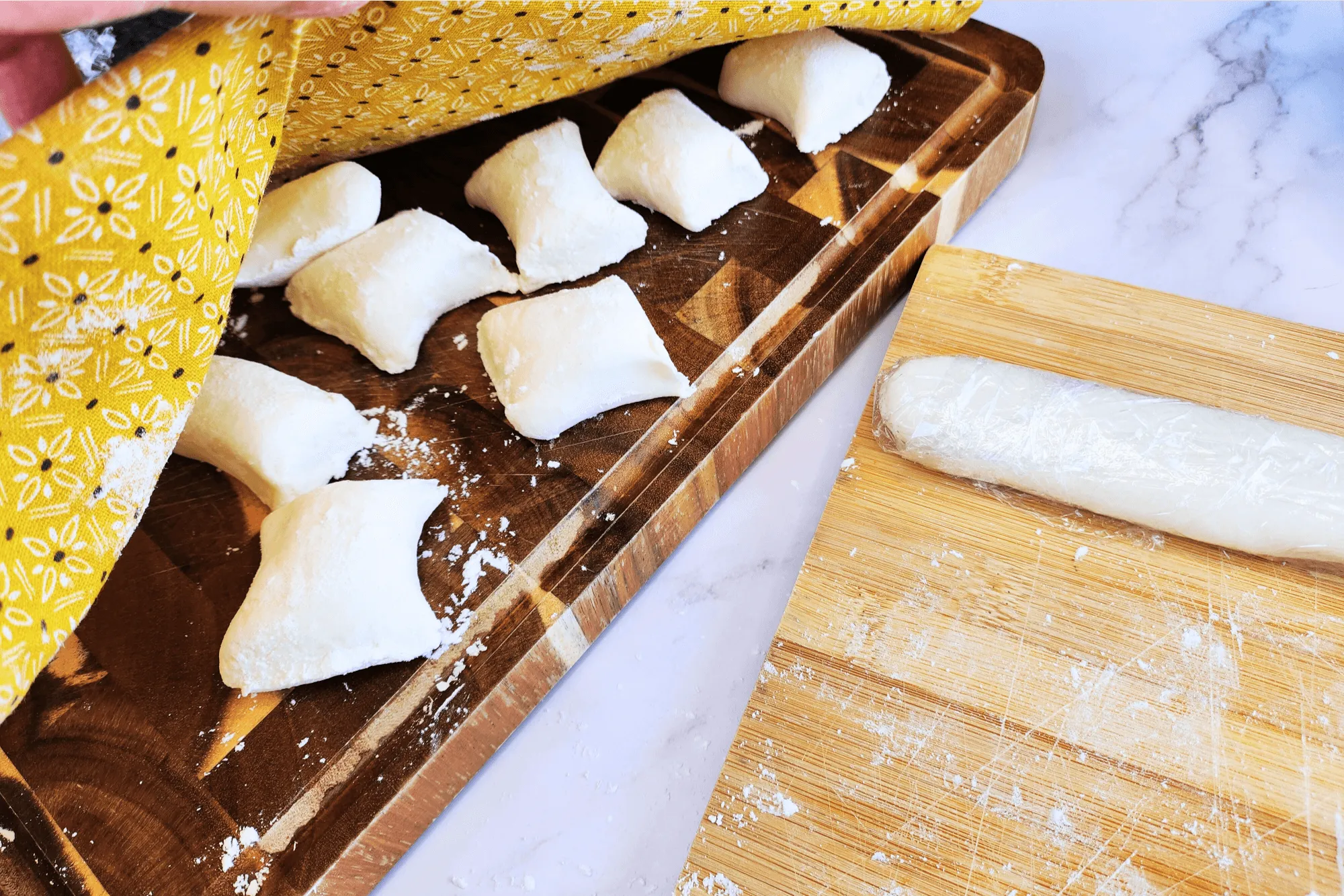 Always cover the dough with a damp kitchen towel so it doesn’t dry out.