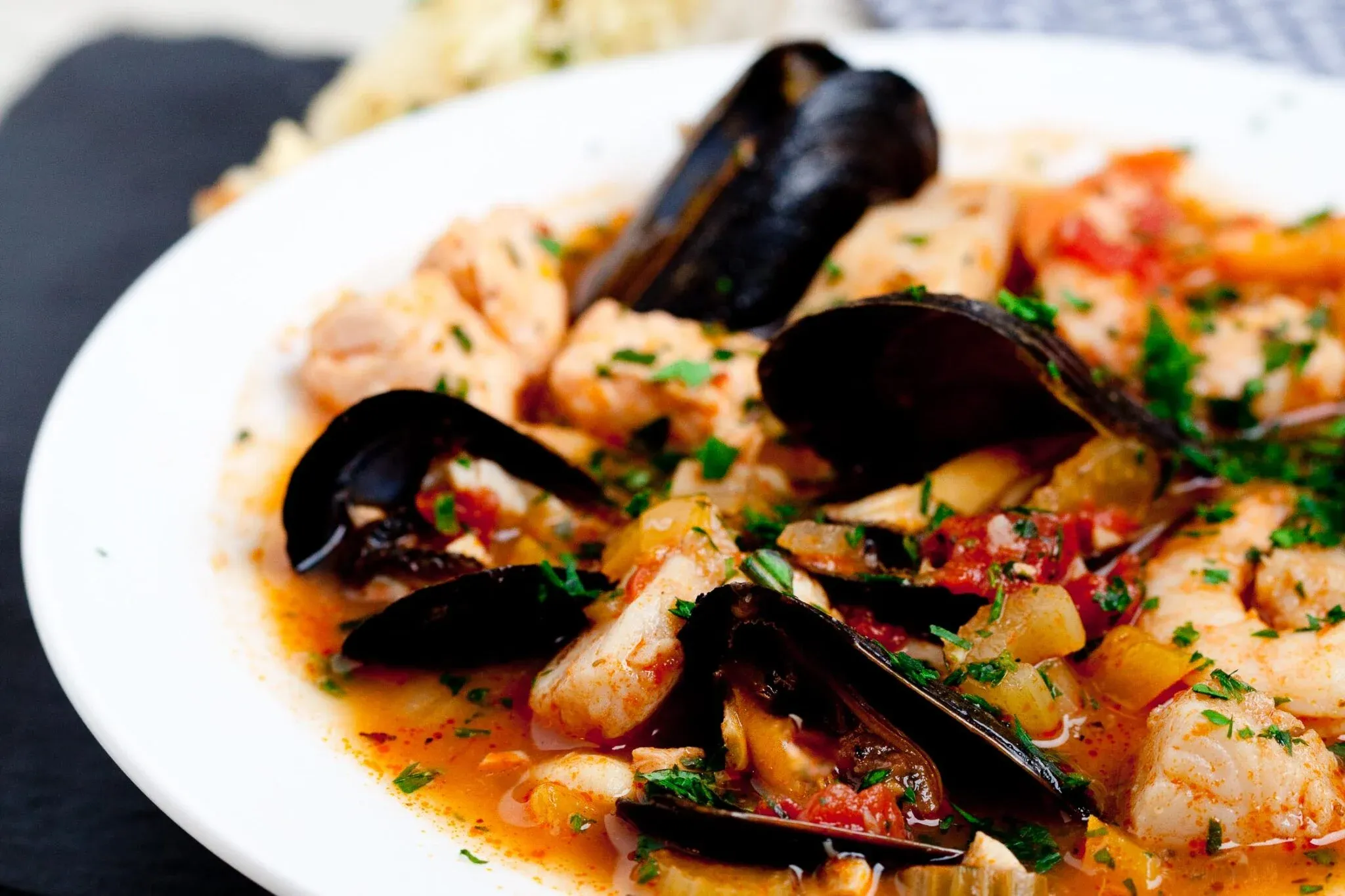 Cioppino Recipe (Seafood Stew)