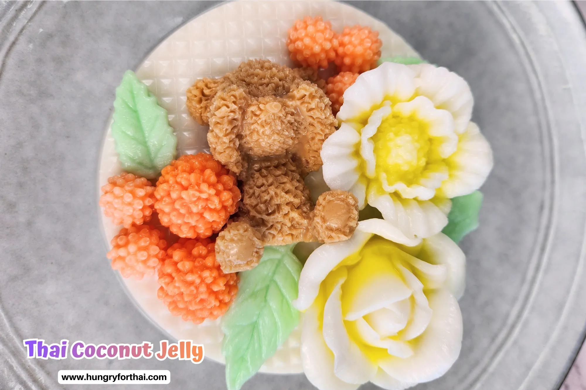 Coconut Jelly with a bear shape and flowers shape