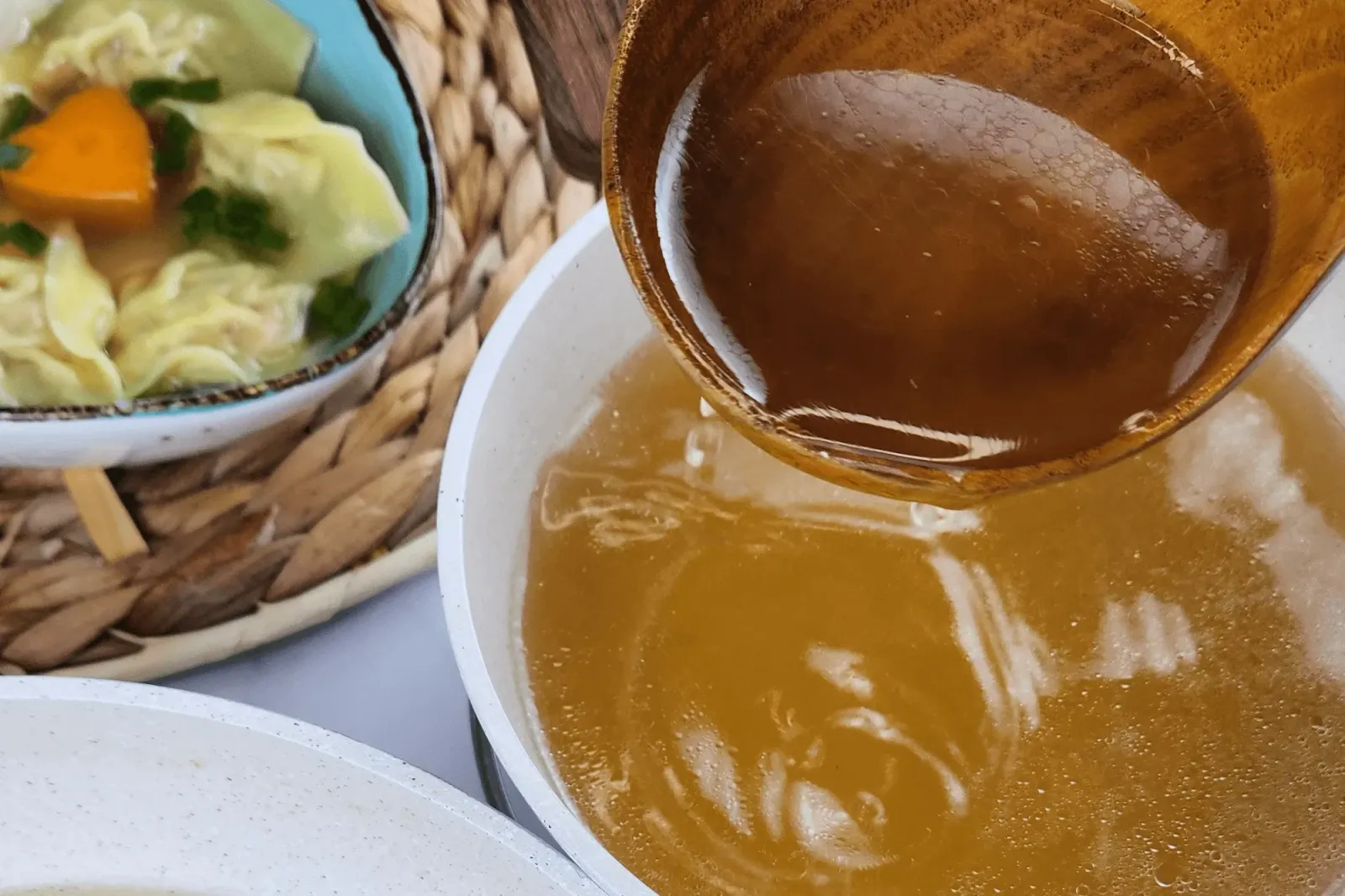 How to Make Easy Pork Bone Broth