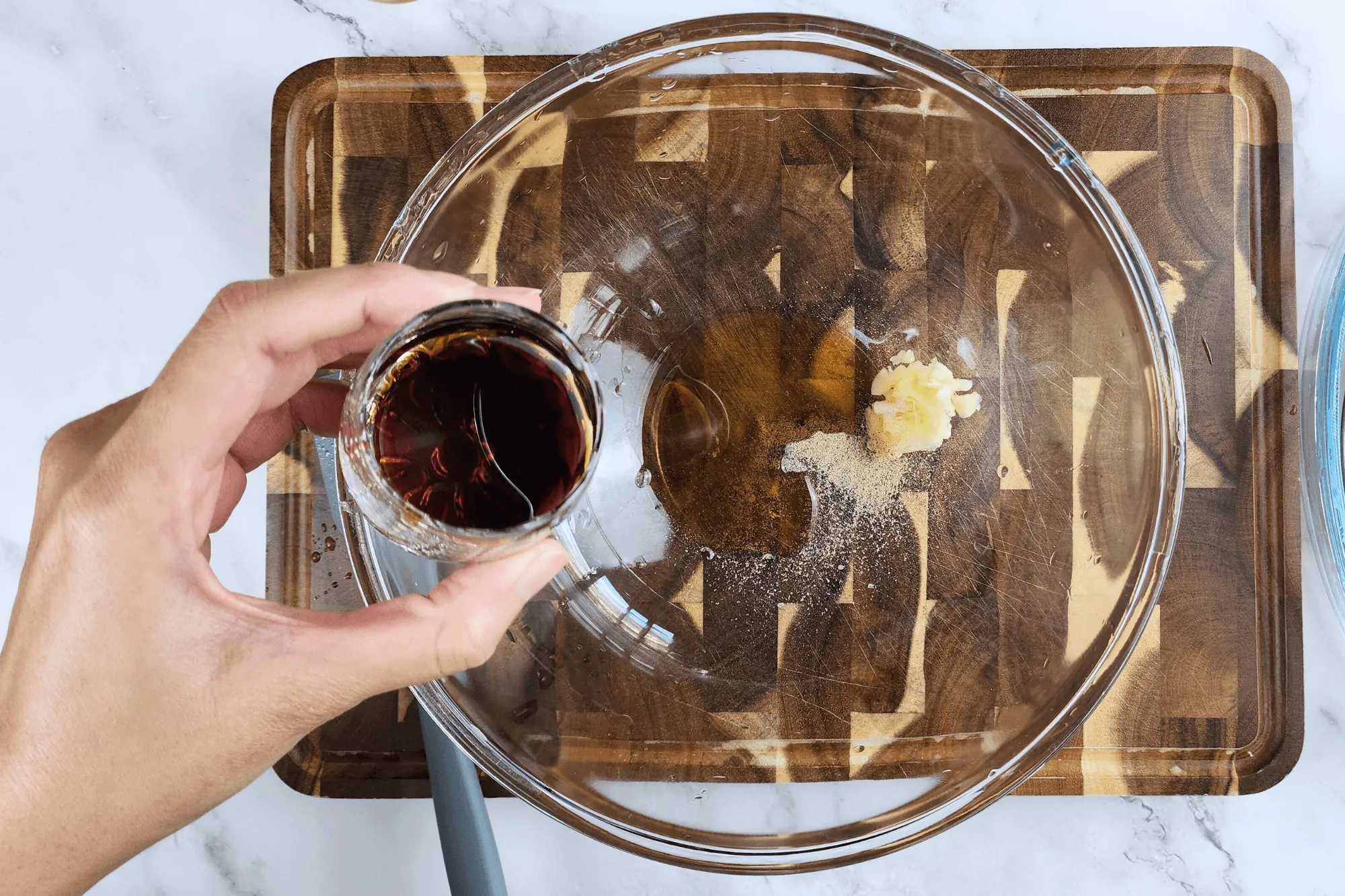 In a bowl, combine light soy sauce