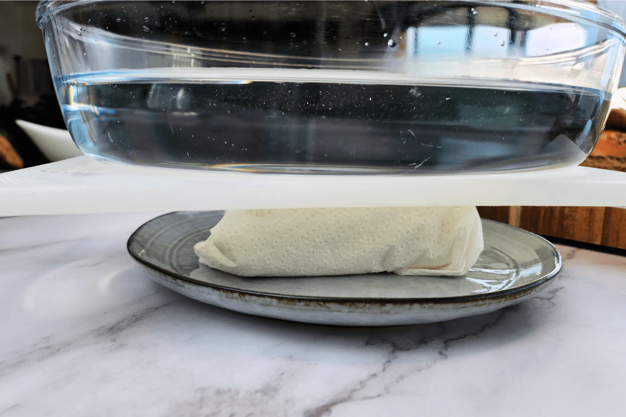  press the tofu with a clean towel or paper towels to remove excess moisture for 30-60 mins