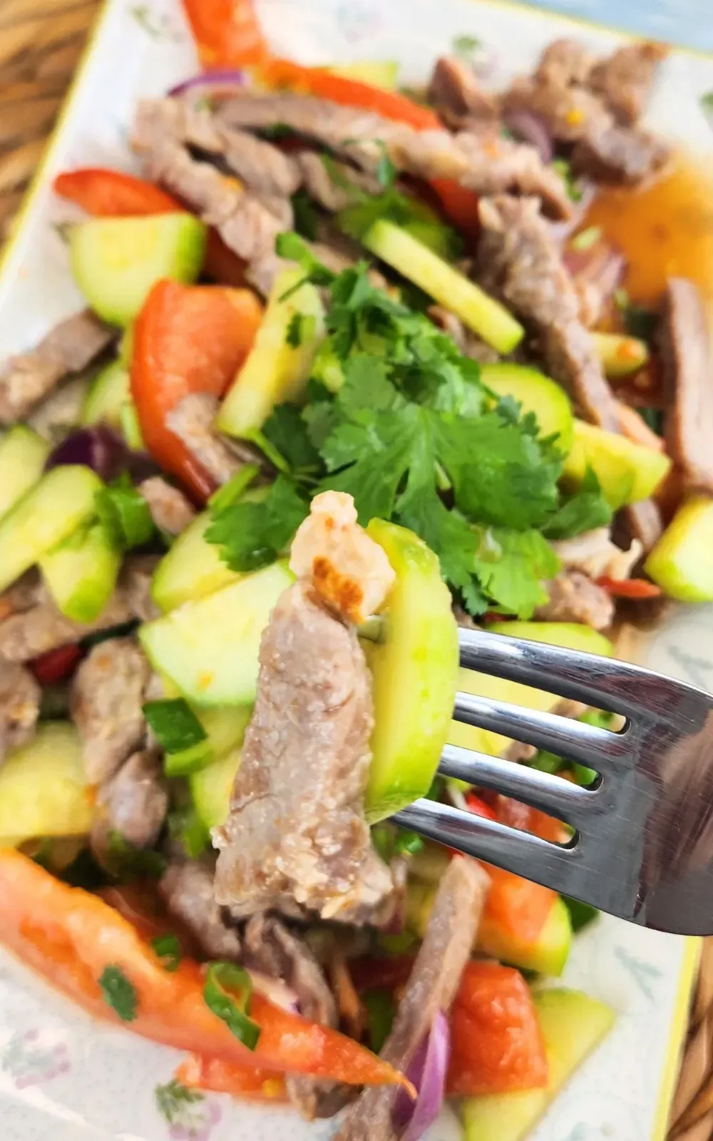 Grilled Pork Salad with Cucumber