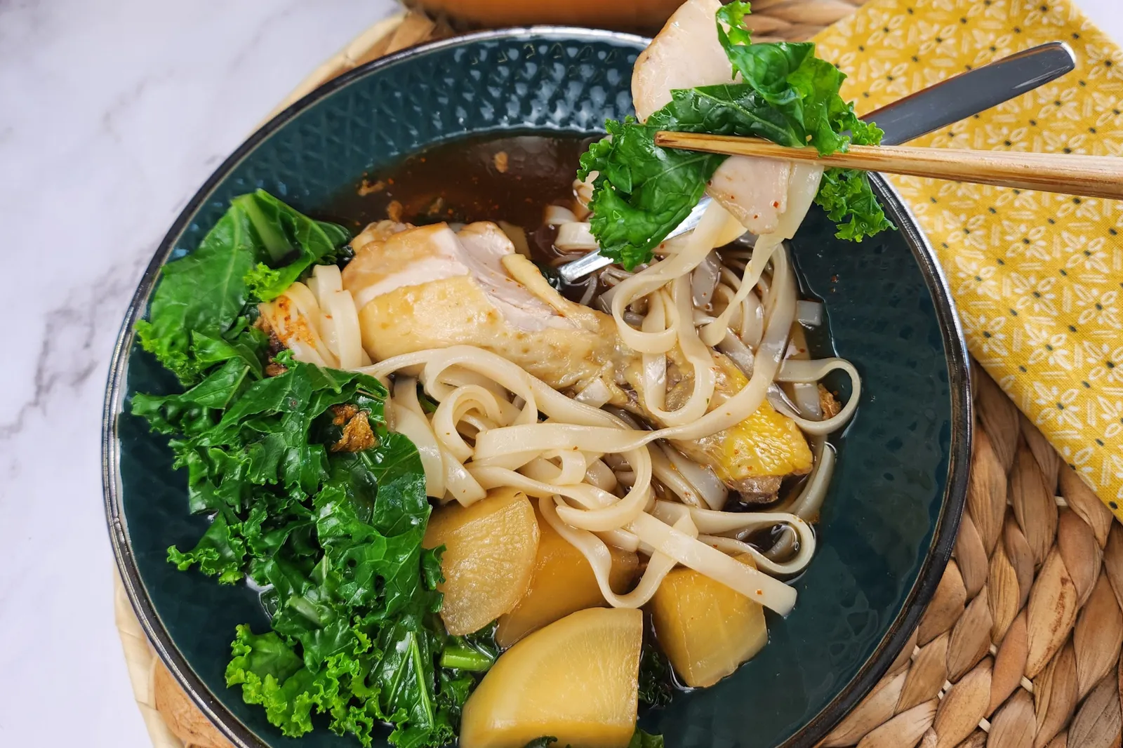 Thai Chicken Noodle Soup – Street Food Style 