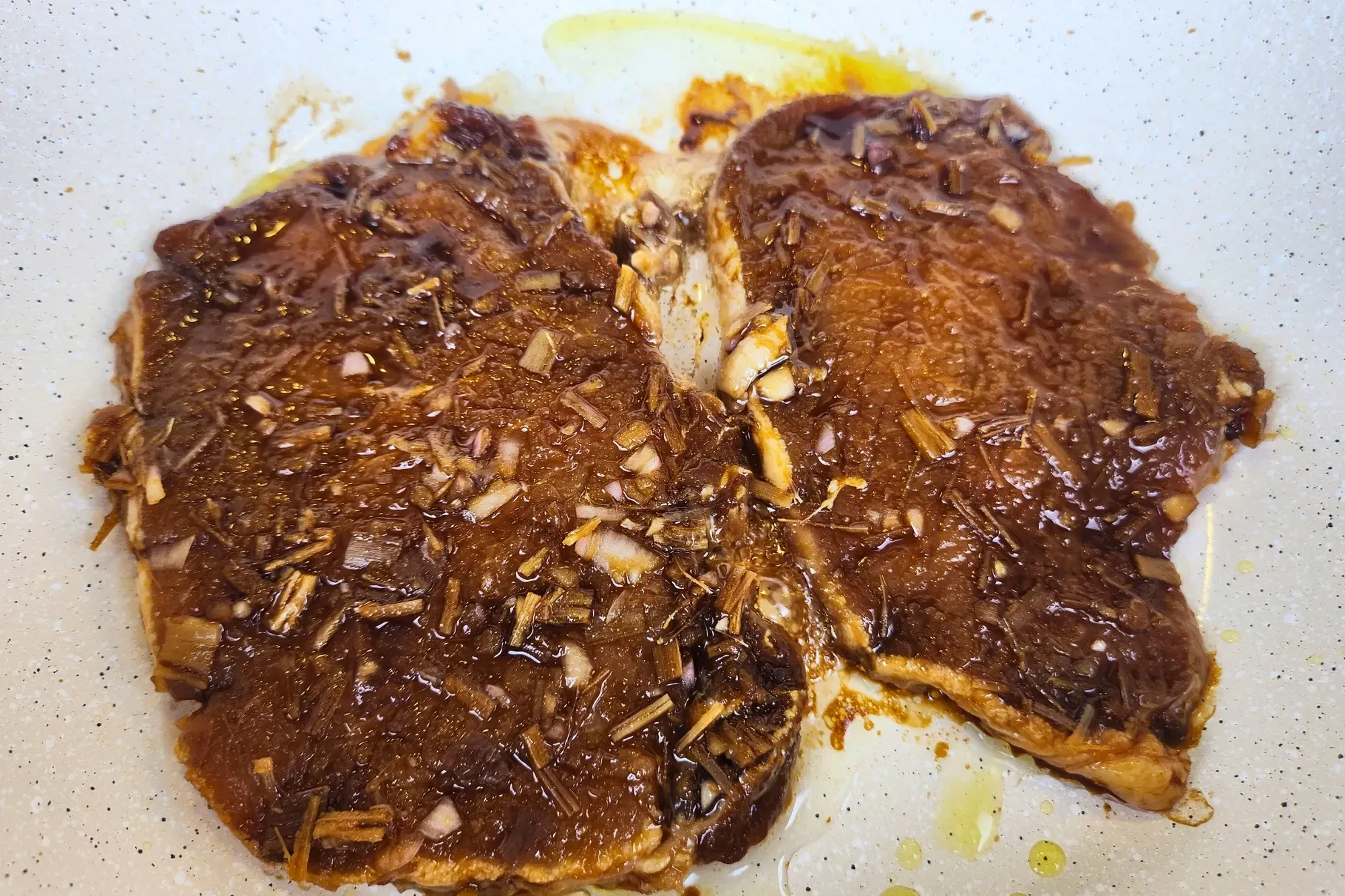 Uncooked pork chops